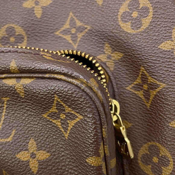 LOUIS VUITTON Authentic Brown Monogram Backpack main image 8
